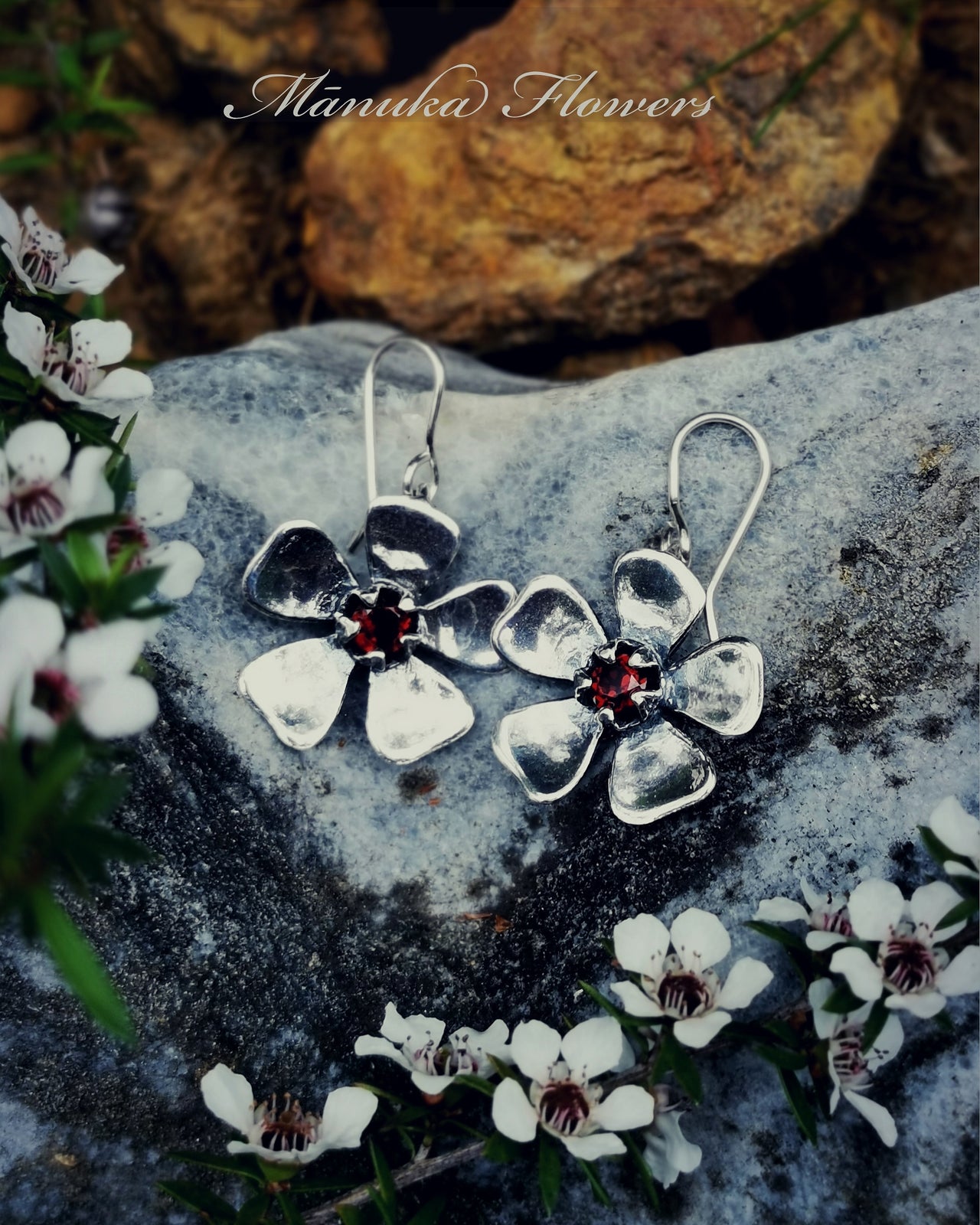 Red Mānuka Flower Earrings | Jewellery nz | Redmānuka