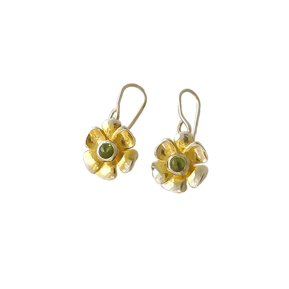<img src="silver-gold-snow-lily-earrings.jpg" alt="A pair of silver and gold snow lily earrings with a green peridot gem centre on a white background">