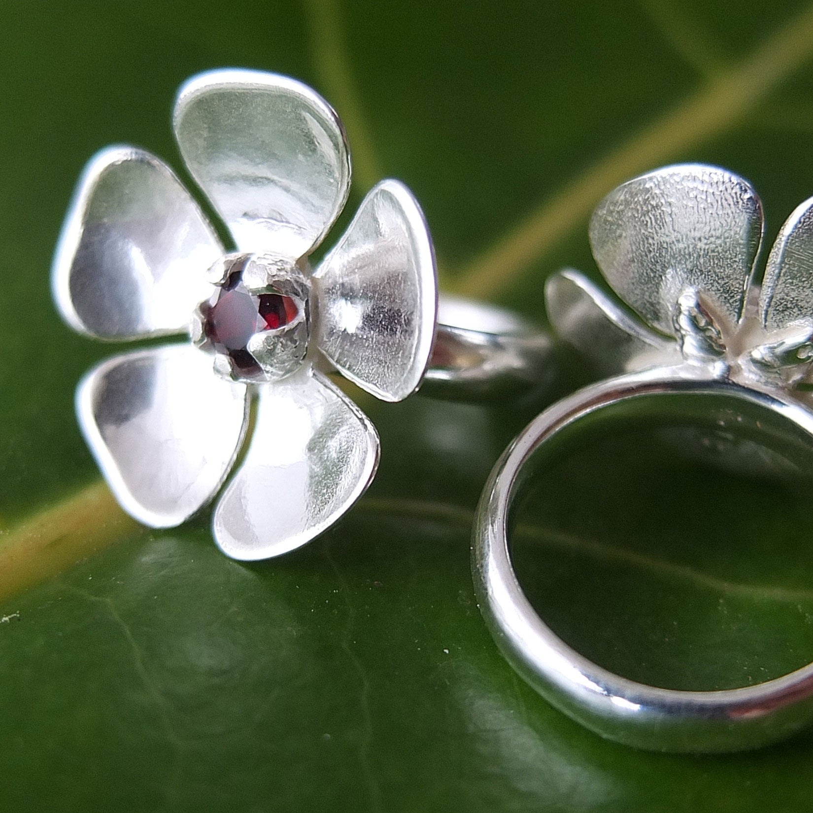 Red Manuka Flower Sterling Silver Ring by Martyn Milligan Rinopai Golden Bay
