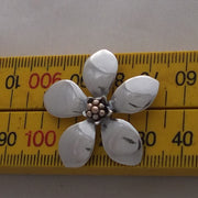 Manuka Flower Necklace sterling silver by martyn milligan rinopai golden bay flower with ruler