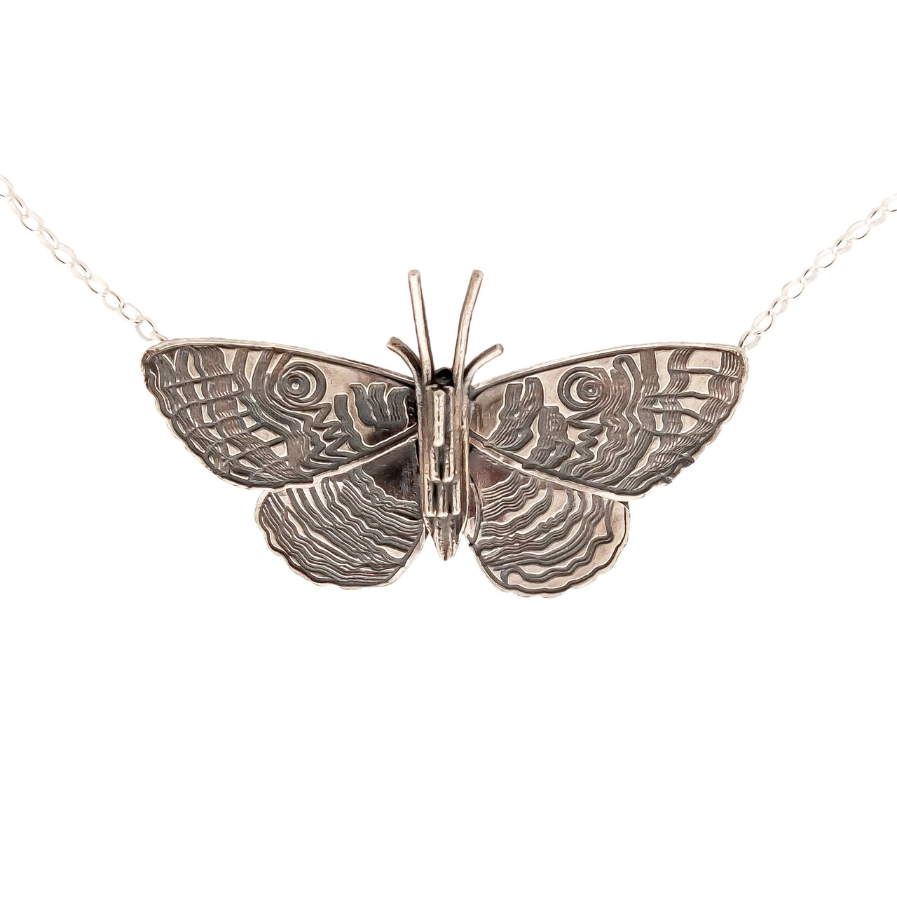 Jewellery nz | Purere Parangunu Peacock Moth Silver Necklace | Redmanuka