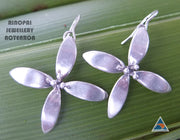 Summer Flower Silver Earrings by NZ jeweller Martyn Milligan, Rinopai, Parapara, Goldern Bay, N.Z.